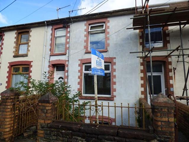 3 Bedroom Maisonette To Rent In Wyndham Street, Ogmore Vale, Bridgend CF32