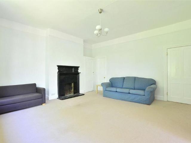 3 bedroom maisonette to rent