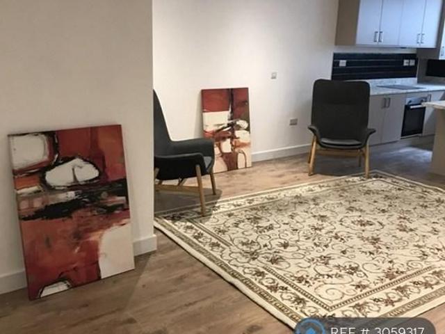 3 bedroom maisonette to rent