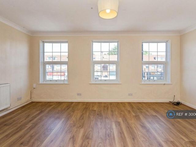 3 bedroom maisonette to rent