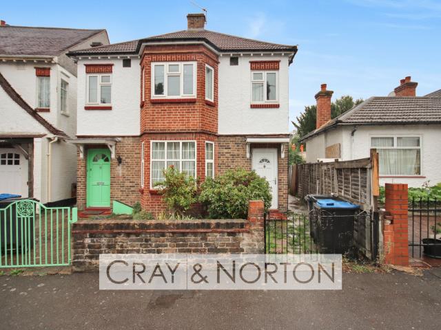 3 Bedroom Maisonette to rent