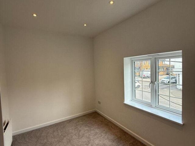 3 bedroom maisonette to rent