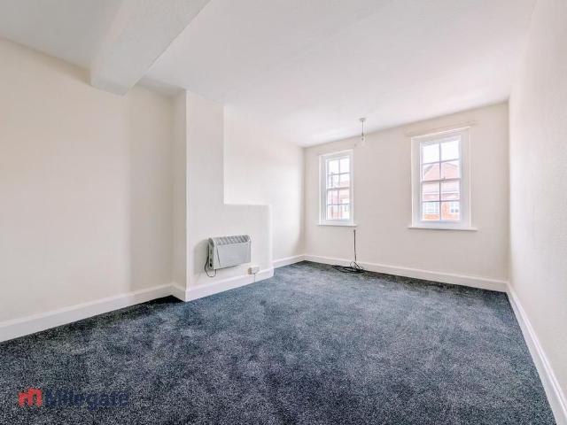 3 bedroom maisonette to rent