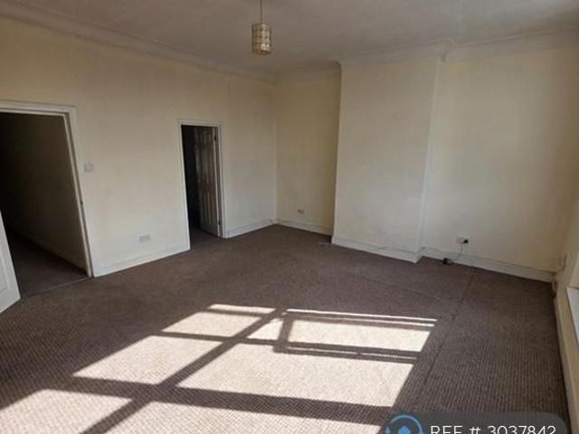 3 bedroom maisonette to rent
