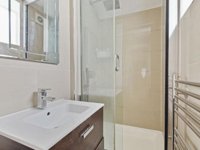 3 bedroom maisonette to rent