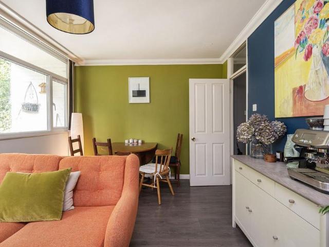 3 bedroom maisonette to rent
