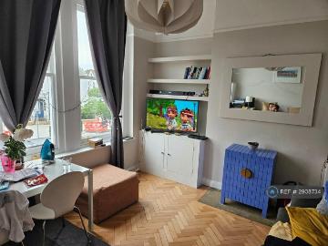 3 bedroom maisonette to rent