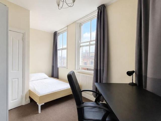 3 bedroom maisonette to rent