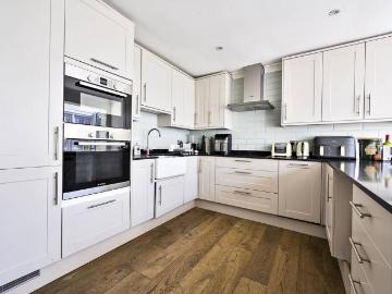 Sands End, London, Greater London - Equipped kitchen