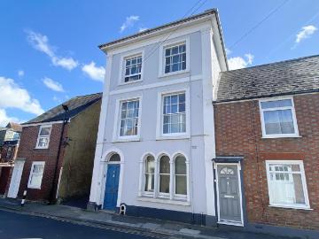 3 bedroom maisonette to rent
