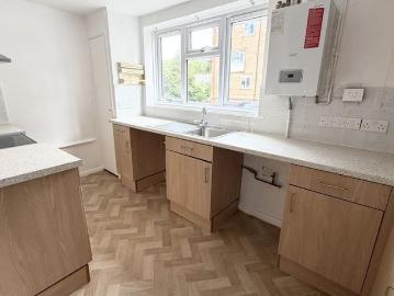 3 bedroom maisonette to rent