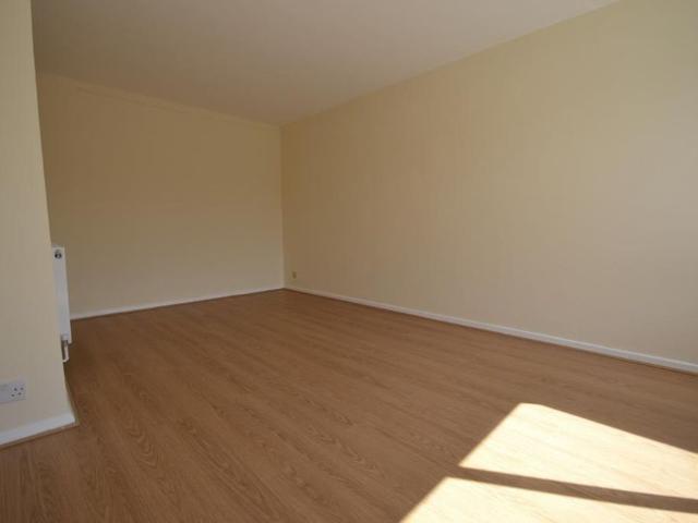 3 bedroom maisonette to rent