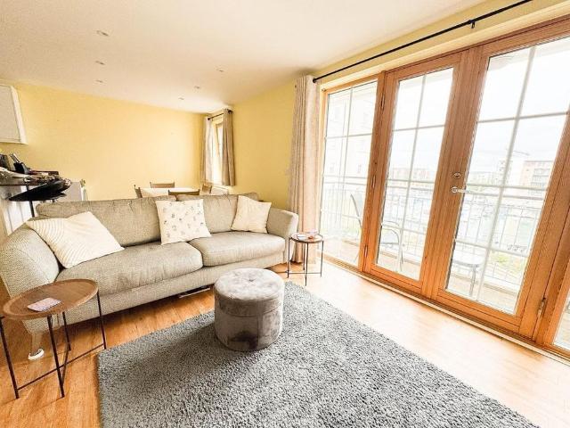 3 bedroom maisonette to rent