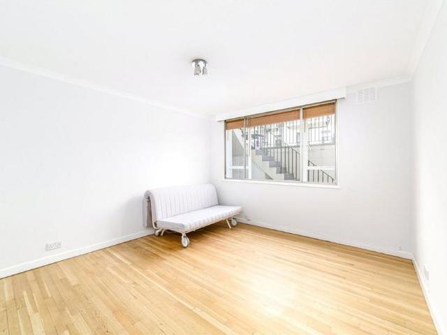 3 bedroom maisonette to rent