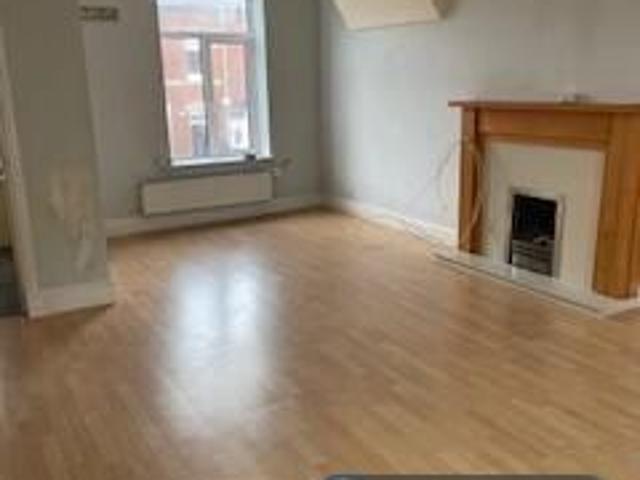 3 bedroom maisonette to rent