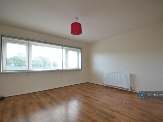 3 bedroom maisonette to rent