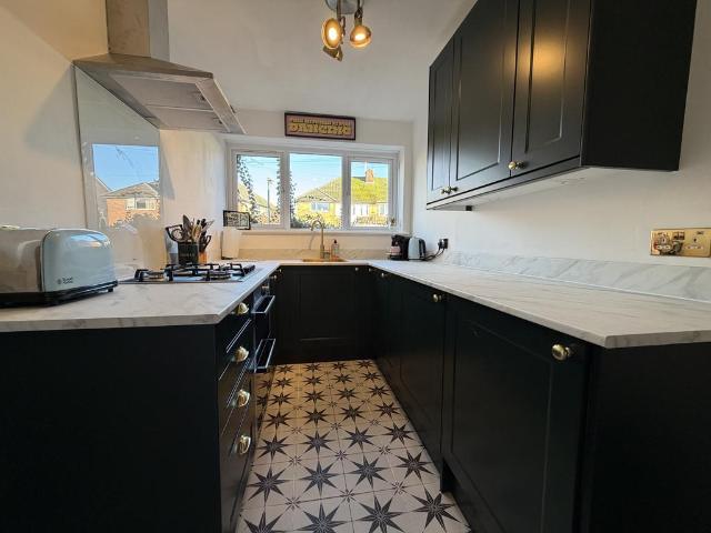 3 bedroom maisonette to rent