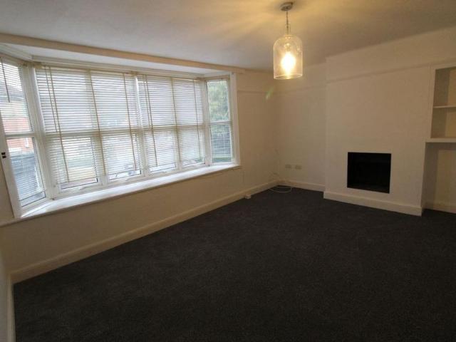 3 bedroom maisonette to rent