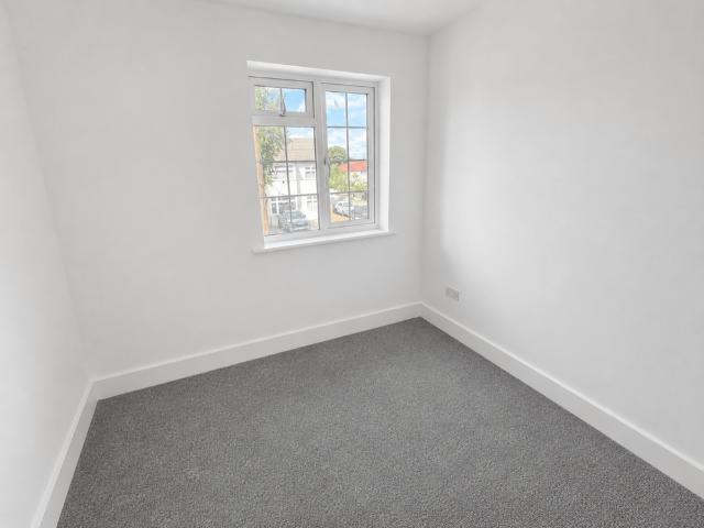 3 bedroom maisonette to rent