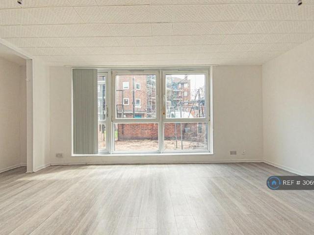 3 bedroom maisonette to rent