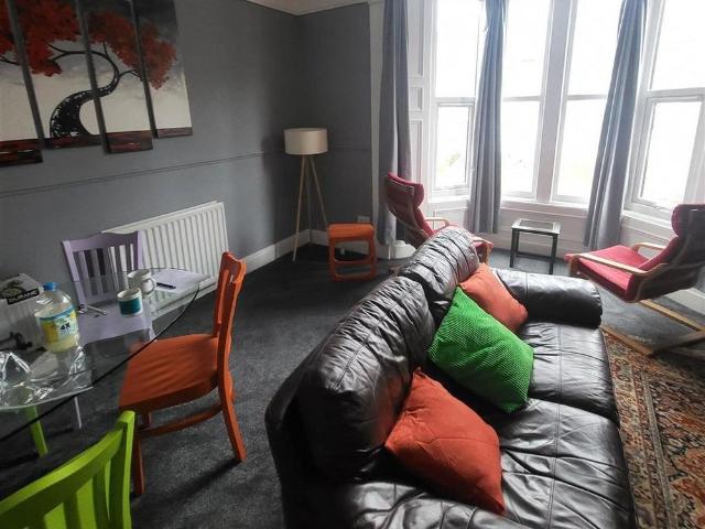 3 bedroom maisonette to rent