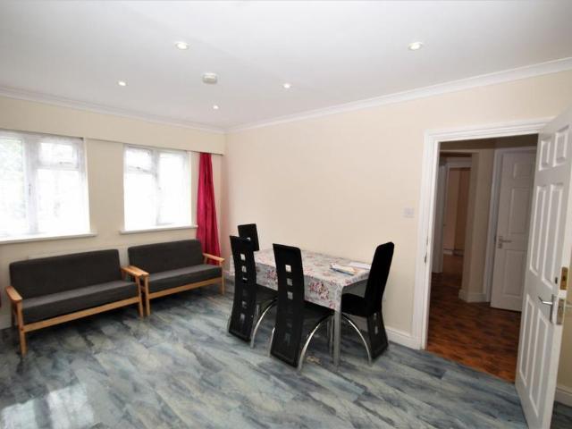 3 bedroom maisonette to rent