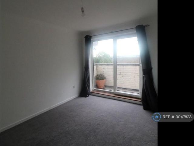 3 bedroom maisonette to rent