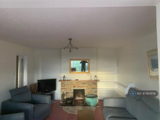 3 bedroom maisonette to rent