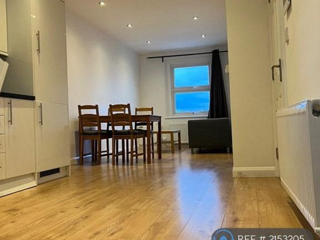 3 bedroom maisonette to rent