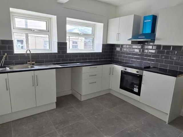 3 bedroom maisonette to rent