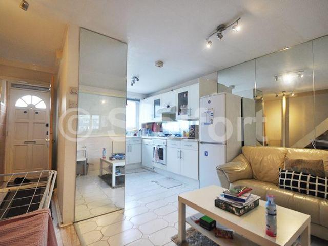 3 bedroom maisonette to rent