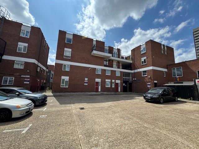 3 bedroom maisonette to rent