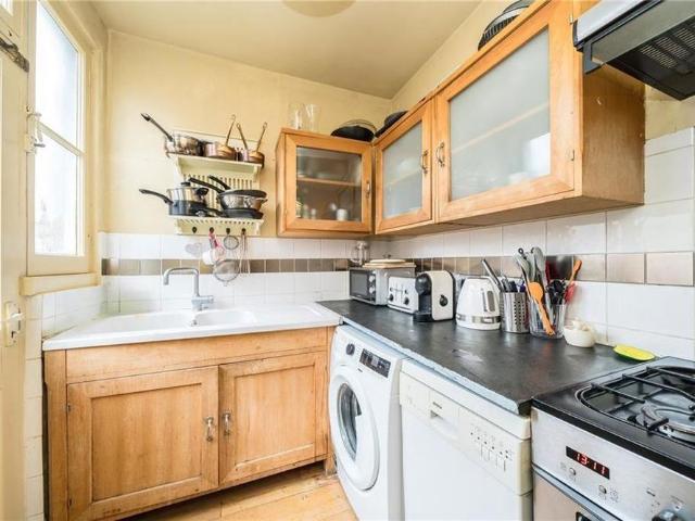 3 bedroom maisonette to rent