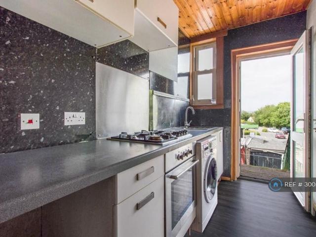 3 bedroom maisonette to rent