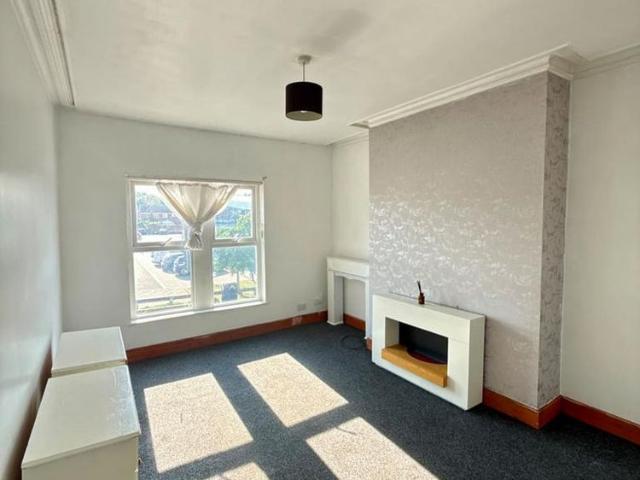 3 bedroom maisonette to rent
