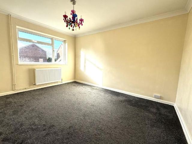 3 bedroom maisonette to rent
