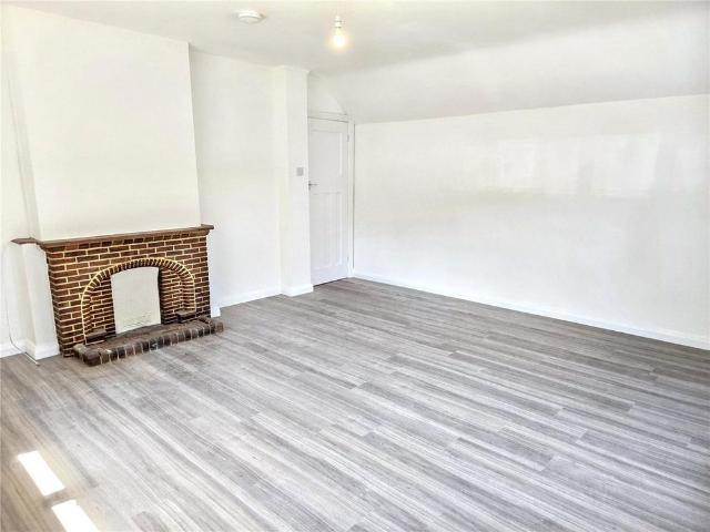 3 bedroom maisonette to rent