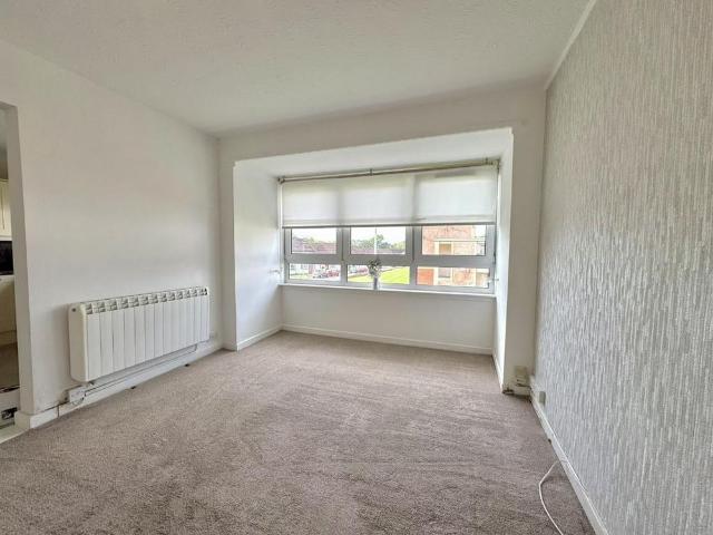 3 bedroom maisonette to rent