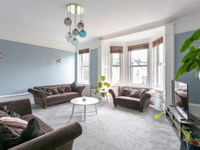 3 bedroom maisonette to rent