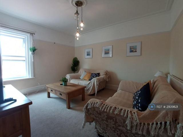 3 bedroom maisonette to rent