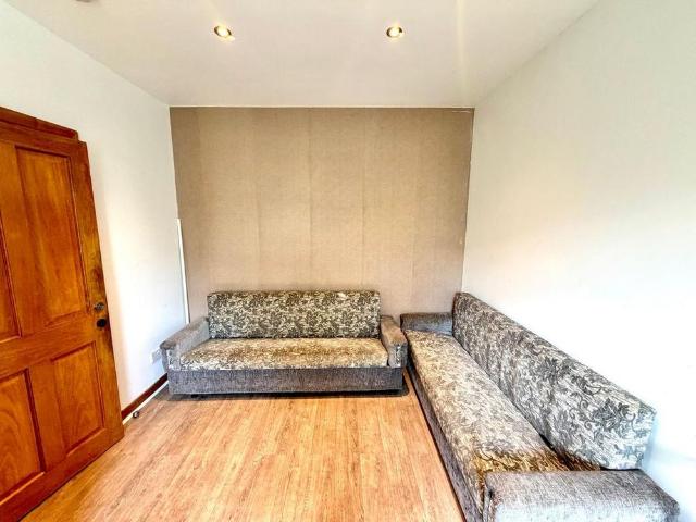 3 bedroom maisonette to rent