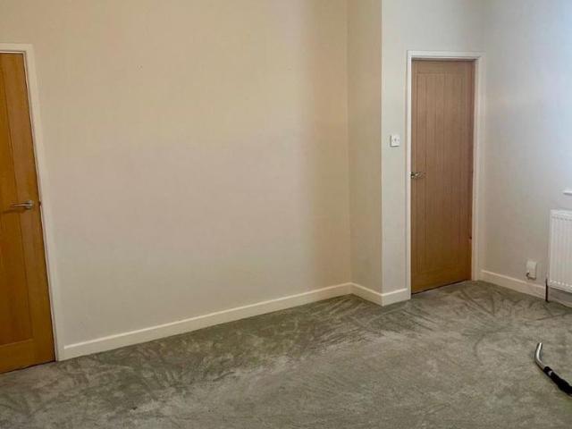 3 bedroom maisonette to rent