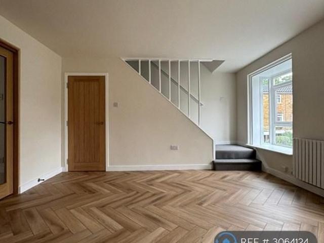 3 bedroom maisonette to rent