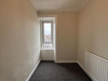 3 bedroom maisonette to rent