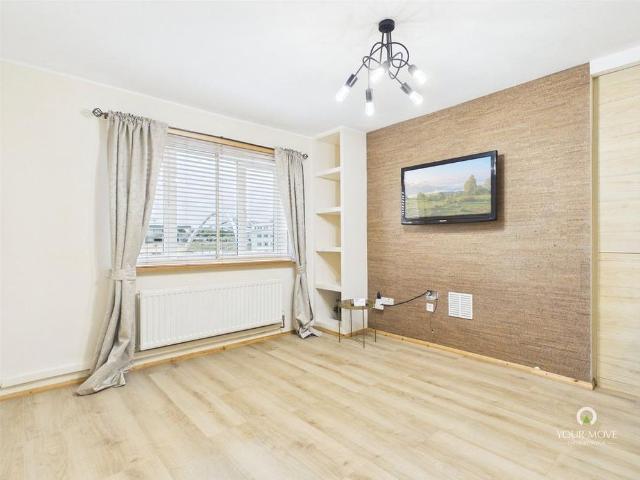 3 bedroom maisonette to rent