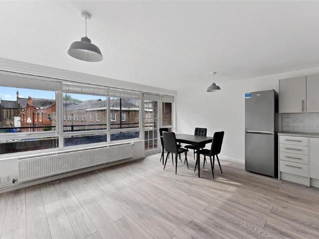 3 bedroom maisonette to rent
