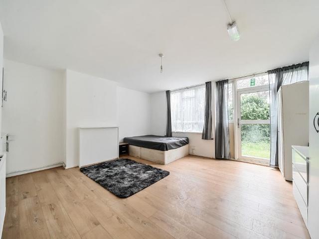 4 bedroom maisonette to rent