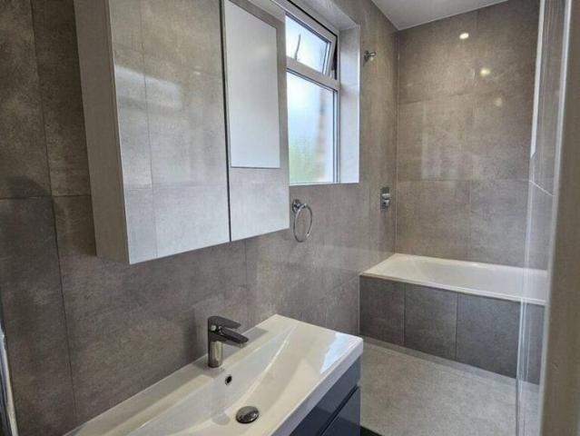 3 bedroom maisonette to rent