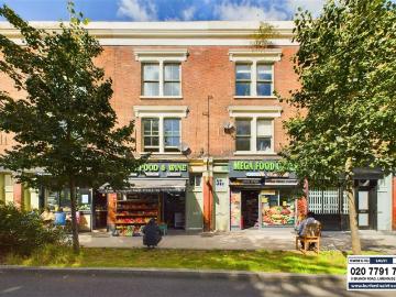 3 bedroom maisonette for sale