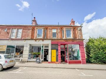 3 bedroom maisonette for sale